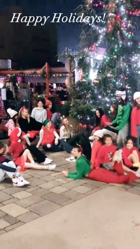 Happy Holidays from our dance family to yours!! Choreography: @yoyomikey